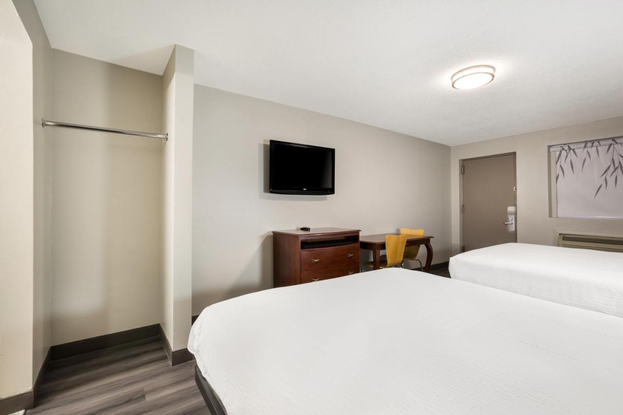 Red Carpet Inn 愛迪生 外观 照片
