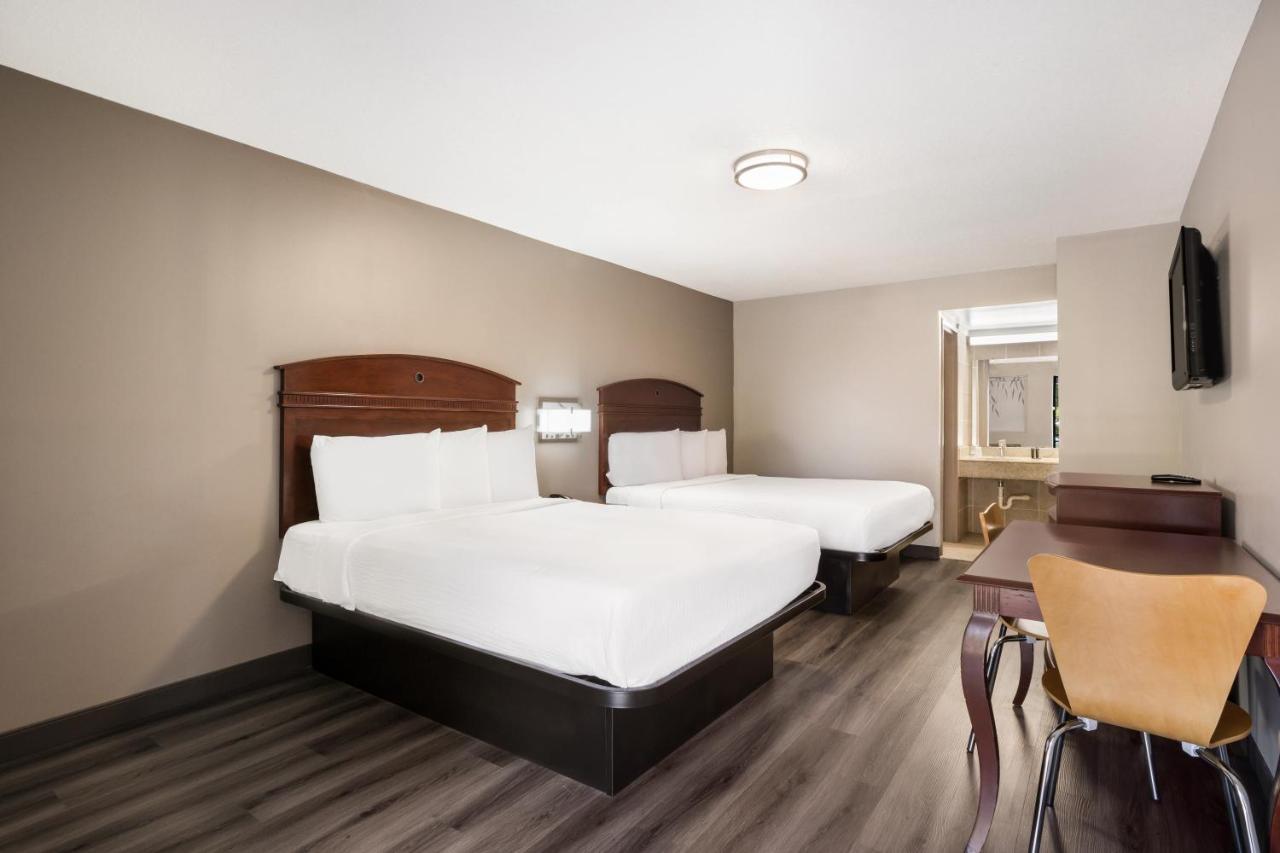 Red Carpet Inn 愛迪生 外观 照片